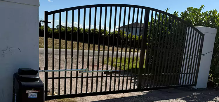 Driveway Fence Repair Huntington Beach